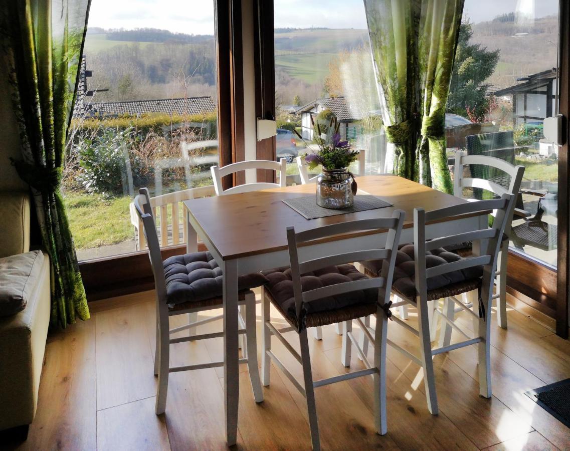Ferienhaus Lena Im Sauerland Direkt Am Hennesee Meschede Exterior photo